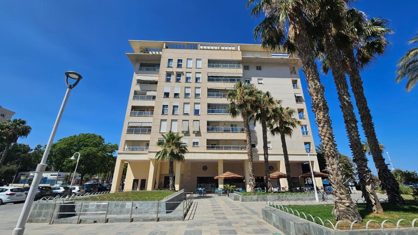 Pacifico Playa Apartment Malaga Exterior photo